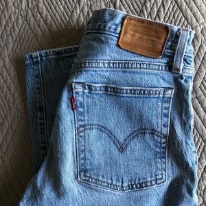 Levi’s wedgie jeans